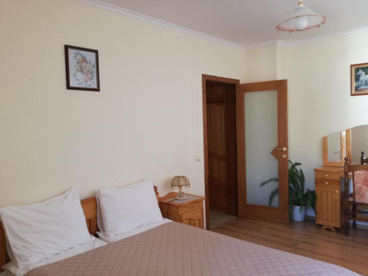 Guest House Benita デヴィン エクステリア 写真